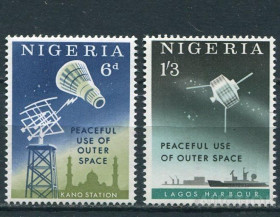 Освоєння космосу Освоение космоса ^/--/^ Нигерия Nigeria Space 1963 Mi 134-135 Syncom I and Mercury capsule  MNH ^_^^^ Nigeria Space 1963 Mi 134-135 Syncom I and Mercury capsule MNH - фото фото фото