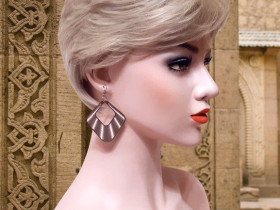 Сережки Серьги ^/--/^ Крупные квадратные серьги серебряного цвета 7.5 см - 5 см ^_^^^ Великі квадратні сережки срібного кольору 7.5 см - 5 см - фото фото фото