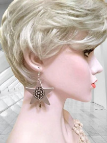 Сережки Серьги ^/--/^ Кожаные серьги звезды 8 см-5.5 см, крупные серые серьги с серебристыми элементами, ручная работа ^_^^^ Шкіряні сережки зірки з сріблястими вставками. - фото фото фото