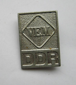 Пам'ятні і ювілейні Памятные и юбилейные ^/--/^ DDR - ГДР  VEM - ЭЛЕКТРОТЕХНИЧЕСКАЯ ПРОМЫШЛЕННОСТЬ  ^_^^^ DDR - НДР VEM - ЕЛЕКТРОТЕХНІЧНА ПРОМИСЛОВІСТЬ - фото фото фото