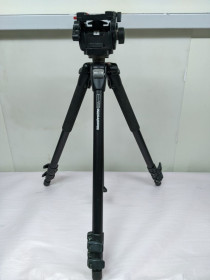 Штативи Штативы ^/--/^ Штатив Manfrotto 055 /--/ CLB с видеоголовой Manfrotto 501 ^_^^^ Manfrotto 055 /--/ CLB з відеоголовою Manfrotto 501 - фото фото фото