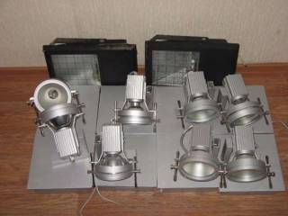 Прожектори Прожекторы ^/--/^ Прожектор BRILUX м/г MATRA 10 70 /--/ W серебро ^_^^^ Прожектор BRILUX м/г MATRA 10 70 /--/ W срібло - фото фото фото