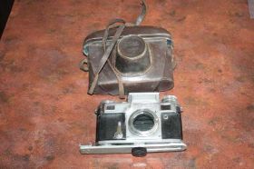 Вінтажні фотоапарати Винтажные фотоаппараты ^/--/^ Фотоаппарат КИЕВ 3 /--/ А.1959 /--/ г.№ 19.132 ^_^^^ Фотоапарат КИЇВ 3 /--/ А.1959 /--/ р.No 19.132 - фото фото фото