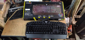 Клавіатури Клавиатуры ^/--/^ Игровая клавиатура с подсветкой Crown CMGK-404 USB № 22121205 ^_^^^ Ігрова клавіатура з підсвічуванням Crown CMGK-404 USB No 22121205 - фото фото фото