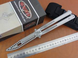Ножі, мультітули Ножи, мультитулы ^/--/^ Microtech Tachyon III – Тренер, BALISONG BUTTERFLY   (REPLICA), 440 /--/ C, в наличии ^_^^^ Microtech Tachyon III - Тренер, BALISONG BUTTERFLY (REPLICA), 440 /--/ C, в наявності - фото фото фото