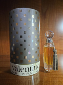 Вінтажна косметика і парфюмерия Винтажная косметика и парфюмерия ^/--/^ Valentino Valentino 15 /--/ ml Parfum - фото фото фото