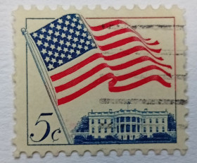 Північна Америка Северная Америка ^/--/^ США 1963 Американский флаг и Белый дом, гашеная ^_^^^ 1963 Американський прапор і Білий дім, гашена - фото фото фото