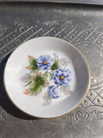 Інше Другое ^/--/^ *  Тарелочка фарфор Англия 1974 год royal worcester fine bone china - диаметр 9.5 см ^_^^^ Тарілочка фарфор Англія 1974 рік royal worcester fine bone china - діаметр 9.5 см - фото фото фото