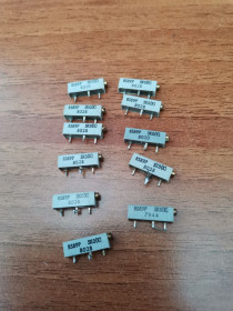 Резистори Резисторы ^/--/^ Резистор подстроечный Helitrim BS /--/ 89 /--/ P 5 /--/ K /--/ 0 ^_^^^ Резистор підбудовний Helitrim BS /--/ 89 /--/ P 5 /--/ K /--/ 0 - фото фото фото