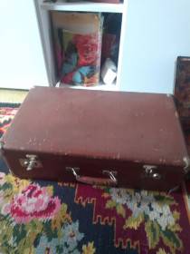Дорожні сумки, валізи Дорожные сумки, чемоданы ^/--/^ Чемодан средний. Раритет . 70 /--/ е годы. ^_^^^ Чемодан середній. Раритет .70-і роки. - фото фото фото