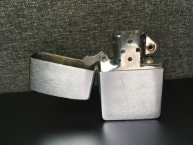 Інше Другое ^/--/^ Зажигалка Zippo 1960 год оригинал! ^_^^^ Запальничка Zippo 1960 оригінал! - фото фото фото
