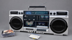 Музикальні центри Музыкальные центры ^/--/^ MEDION Life® P /--/ 66538  Retro Ghetto Blaster, абсолютно новий! ^_^^^ P /--/ 66538 Retro Ghetto Blaster, совершенно новый! - фото фото фото