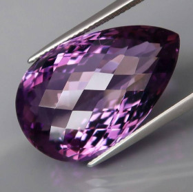 Аметист Аметист ^/--/^ Аметист 27.49 ct    25.5 X 16.2 X 12 mm ^_^^^ Аметист 27.49 ct 25.5 X 16.2 X 12 mm - фото фото фото