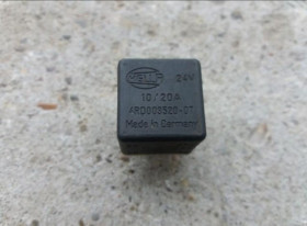 Реле Реле ^/--/^ Реле Мерседес 609 і - 814  24 V.  ( 4 /--/ RD /--/ 00352007 ) ^_^^^ Реле Мерседес 609 и - 814 24 V. ( 4 /--/ RD /--/ 00352007) - фото фото фото