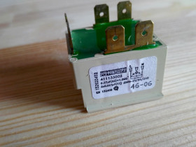 Комплектуючі для великої побутової техніки Комплектующие для крупной бытовой техники ^/--/^ Конденсатор до пмм Electrolux  (1526204027) ^_^^^ Конденсатор к пмм Electrolux (1526204027) - фото фото фото