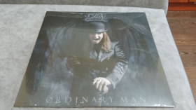 Платівки Пластинки ^/--/^ Ozzy Osbourne - Ordinary Man. европейский винил, запечатан ^_^^^ Ozzy Osbourne - Ordinary Man. європейський вініл, запечатаний - фото фото фото