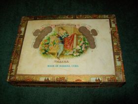 Інше Другое ^/--/^ Коробка от сигар ROMEO Y JULIETA Куба ^_^^^ Коробка від сигар ROMEO Y JULIETA Куба - фото фото фото