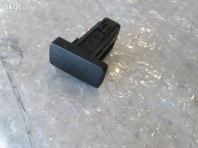 Інше Другое ^/--/^ Заглушка кнопки выключателя панели Kia Cerato 04-09 93712-2 /--/ F /--/ 000 ^_^^^ Заглушка кнопки вимикача панелі Kia Cerato 04-09 93712-2 /--/ F /--/ 000 - фото фото фото