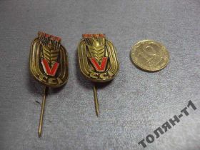 Спортивні Спортивные ^/--/^ знак 5 сси урср сельские спортивные игры усср лот 2 шт №10743 ^_^^^ знак 5 сси урср сільські спортивні ігри усср лот 2 шт No /--/ 10743 - фото фото фото