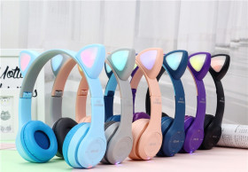 Навушники, гарнітури Наушники, гарнитуры ^/--/^ Бездротові Bluetooth навушники з вушками з LED підсвічуванням P /--/ 47 ^_^^^ Беспроводные Bluetooth наушники с ушками с LED подсветкой P /--/ 47 - фото фото фото