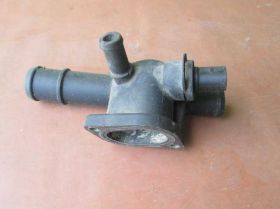 Інше Другое ^/--/^ Фланец 038121133 VW Bora Golf Polo Transporter T /--/ 5 ^_^^^ Фланець 038121133 VW Bora Golf Polo Transporter T /--/ 5 - фото фото фото