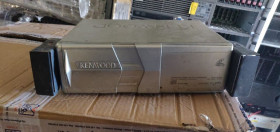 Автомагнітоли Автомагнитолы ^/--/^ Авточейнджер видео компакт-диск KENWOOD KDC-C /--/ 20 /--/ V № 25241102 ^_^^^ Авточейнджер відео компакт-диск KENWOOD KDC-C /--/ 20 /--/ V No 220308 - фото фото фото