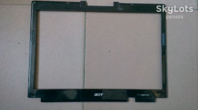 Корпуса Корпуса ^/--/^ 2425 - Рамка кришки матриці ноутбука Acer Aspire 5670 ^_^^^ 2425 - Рамка крышки матрицы ноутбука Acer Aspire 5670 - фото фото фото