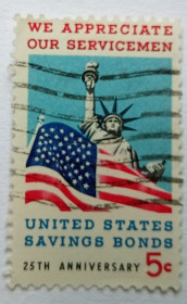 Північна Америка Северная Америка ^/--/^ США 1966 Статуя Свободы и флаг, гашеная ^_^^^ США 1966 Статуя Свободи і прапор, гашена - фото фото фото