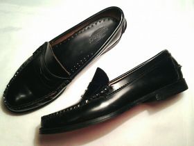 Туфлі Туфли ^/--/^ 36,5-37= Крутые, стильные брендовые кожаные туфли SEBAGO! / ^_^^^ 36,5-37 = Круті, стильні брендові шкіряні туфлі SEBAGO! / - фото фото фото