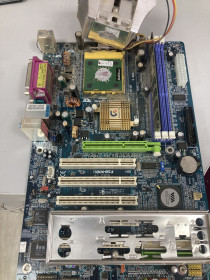Материнські плати Материнские платы ^/--/^ Мат. плата atx gigabyte ga-7 /--/ vt /--/ 600 + atlon axda /--/ 1700 /--/ dut /--/ 3 /--/ c + 1 /--/ GB оперативка + охолодження ^_^^^ Мат. плата atx gigabyte ga-7 /--/ vt /--/ 600 + atlon axda /--/ 1700 /--/ dut /--/ 3 /--/ c + 1 /--/ GB оперативка + охлаждение - фото фото фото