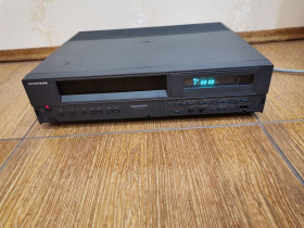 Відеомагнітофони, VHS-програвачі Видеомагнитофоны, VHS-проигрыватели ^/--/^ Видеомагнитофон Электроника ВМ-18 - фото фото фото