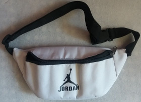 Клатчі Клатчи ^/--/^ JORDAN  БЕЛАЯ сумка на плече поясная несколько отделений ^_^^^ JORDAN Біла сумка на плечі поясна кілька відділень - фото фото фото