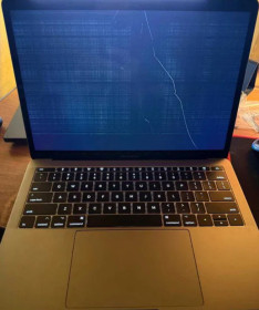 Apple MacBook Apple MacBook ^/--/^ MacBook Pro A /--/ 1708 13&amp;quot;2017/i /--/ 5-7360 /--/ u/8/128 вмикається через раз матриця бита ^_^^^ MacBook Pro A /--/ 1708 13&amp;quot;2017/i /--/ 5-7360 /--/ u/8/128 включается через раз матрица бита - фото фото фото