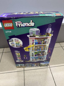 Конструктори Конструкторы ^/--/^ Конструктор LEGO Friends Хартлейк-Сити. Общественный центр (41748) Новый! ^_^^^ Конструктор LEGO Friends Хартлейк-Сіті Цивільний центр (41748) Новий! - фото фото фото