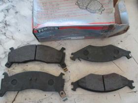 Гальмівні колодки Тормозные колодки ^/--/^ Тормозные колодки Kia Sporage 4 /--/ WD 94-03 Ferodo ^_^^^ Гальмівні колодки Kia Sporage 4 /--/ WD 94-03 Ferodo - фото фото фото