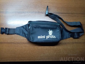 Інше Другое ^/--/^ Сумка на пояс поясная бананка цвет черный MINI PROSS trade mark 1990 г РАРИТЕТ сумке 35 лет ^_^^^ Сумка на поясна бананка колір чорний MINI PROSS trade mark 1990 р РАРИТЕТ сумці 35 років - фото фото фото