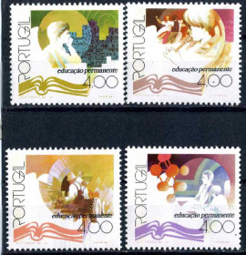 Португалія Португалия ^/--/^ Португалия. Образование (серия) ** 1977 г. ^_^^^ Португалія. Освіта (серія) 1977 - фото фото фото