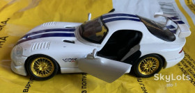 : : ^/--/^ Коллекционная машинка Maisto Dodge Viper GT /--/ 2 2007 масштаб 1:24 номер 01317 ^_^^^ Колекційна машинка Maisto Dodge Viper GT /--/ 2 2007 масштаб 1:24 номер 01317 - фото фото фото