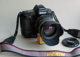 Tokina Tokina ^/--/^ Японский супер зум TOKINA AT-X 24-200/3,5-5,6 Aspherical ^_^^^ Японський супер зум TOKINA AT-X 24-200/3,5-5,6 Aspherical - фото фото фото