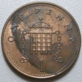 Єлизавета II (після ) Елизавета II (после ) ^/--/^ Велика Британія 1 пенні 2001 року 43172 ^_^^^ Великобритания 1 пенни 2001 года 43172 - фото фото фото