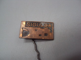 Інше Другое ^/--/^ Знак фрачник Sigulda Прибалтика Латвия Сигулда игла №16994 ^_^^^ Знак фрачник Sigulda Прибалтика Латвія Сигулда голка No /--/ 16994 - фото фото фото