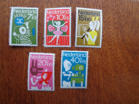 Бенілюкс Бенилюкс ^/--/^ Нидерланды, 1965, сказки для детей, негаш. полная серия MNH ^_^^^ Нідерланди, 1965, казки для дітей, негашна повна серія MNH - фото фото фото