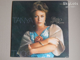 Платівки Пластинки ^/--/^ Tanya Tucker ‎– Here&amp;apos;s Some Love  (MCA Records ‎– MCA-2213, US) NM-/NM- ^_^^^ Tanya Tucker – Here&amp;apos;s Some Love (MCA Records – MCA-2213, US) NM-/NM- - фото фото фото