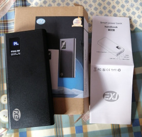 Зовнішні акумулятори (Power Bank) Внешние аккумуляторы (Power Bank) ^/--/^ Power bank      (портативний переносний акумулятор) ^_^^^ Power bank (портативный переносной аккумулятор) - фото фото фото