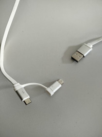 Кабелі Кабели ^/--/^ Універсальний кабель 2 в 1 USB — Micro-USB / Lightning  (1 м, плоский) ^_^^^ Универсальный кабель 2 в 1 USB — Micro-USB / Lightning (1 м, плоский) - фото фото фото