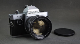Вінтажні фотоапарати Винтажные фотоаппараты ^/--/^ Фотоаппарат пленочный механический Ricoh 126 /--/ C Flex TLS с объективом Rikenon 100 /--/ mm/2,8 Ф /--/ 67 /--/ мм Вживане ^_^^^ фотоапарат плівковий механічний Ricoh 126 /--/ C Flex з об'єктивом Rikenon 100 /--/ mm/2,8 Ф /--/ 67 /--/ мм - фото фото фото
