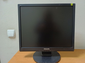 Philips Philips ^/--/^ Монитор 19 Philips 190 /--/ V /--/ 9 /--/ FB/62 дефект ^_^^^ 190 /--/ V /--/ 9 /--/ FB/62 дефект - фото фото фото