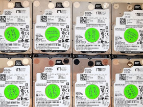 Жорсткі диски Жесткие диски ^/--/^ Топовый жесткий диск 1 /--/ TB 2.5 WD Western Digital Black Performance 7200 /--/ rpm 64 /--/ MB SATA 3 ^_^^^ Топовий жорсткий диск 1 /--/ TB 2.5 WD Western Digital Black Performance 7200 /--/ rpm 64 /--/ MB SATA 3 - фото фото фото