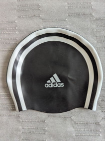 Водний спорт Водный спорт ^/--/^ Плавательная шапочка Adidas Silicone чёрный. ^_^^^ Плавальна шапочка Adidas Silicone чорний. - фото фото фото