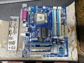 Материнські плати Материнские платы ^/--/^ Мат. плата Gigabyte GA-G /--/ 41 /--/ M-Combo rev /--/ 2.0 LGA /--/ 775 G /--/ 41 PCI-E GbLAN SATA MicroATX 2 /--/ DDR /--/ 2+2 /--/ DDR /--/ 3 №260204104 ^_^^^ Мат. плата Gigabyte GA-G /--/ 41 /--/ M-Combo rev /--/ 2.0 LGA /--/ 775 G /--/ 41 PCI-E GbLAN SATA MicroATX 2 /--/ DDR /--/ 2+2 /--/ DDR /--/ 3 No /--/ 260204104 - фото фото фото